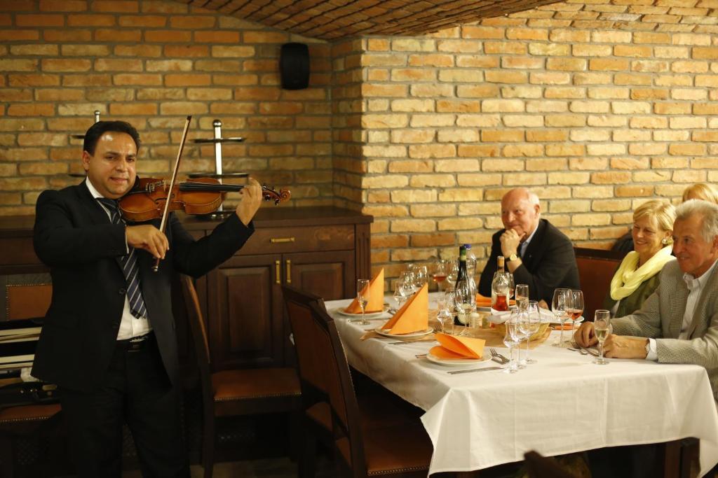 Anna Panzio Bed & Breakfast Egerszalók Dış mekan fotoğraf
